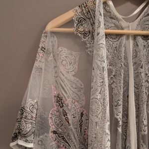 Pretty Persuasions OS Shawl